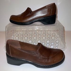 Clarks women’s loafer size 7.5